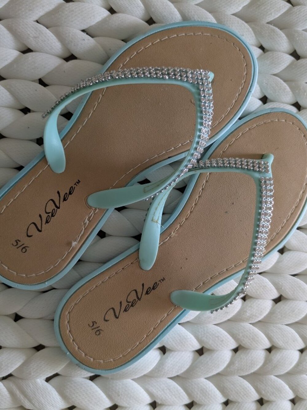 Sandals/Flip Flops VeeVee Aqua Blue with Sequins/Sparkles, Size 5-6